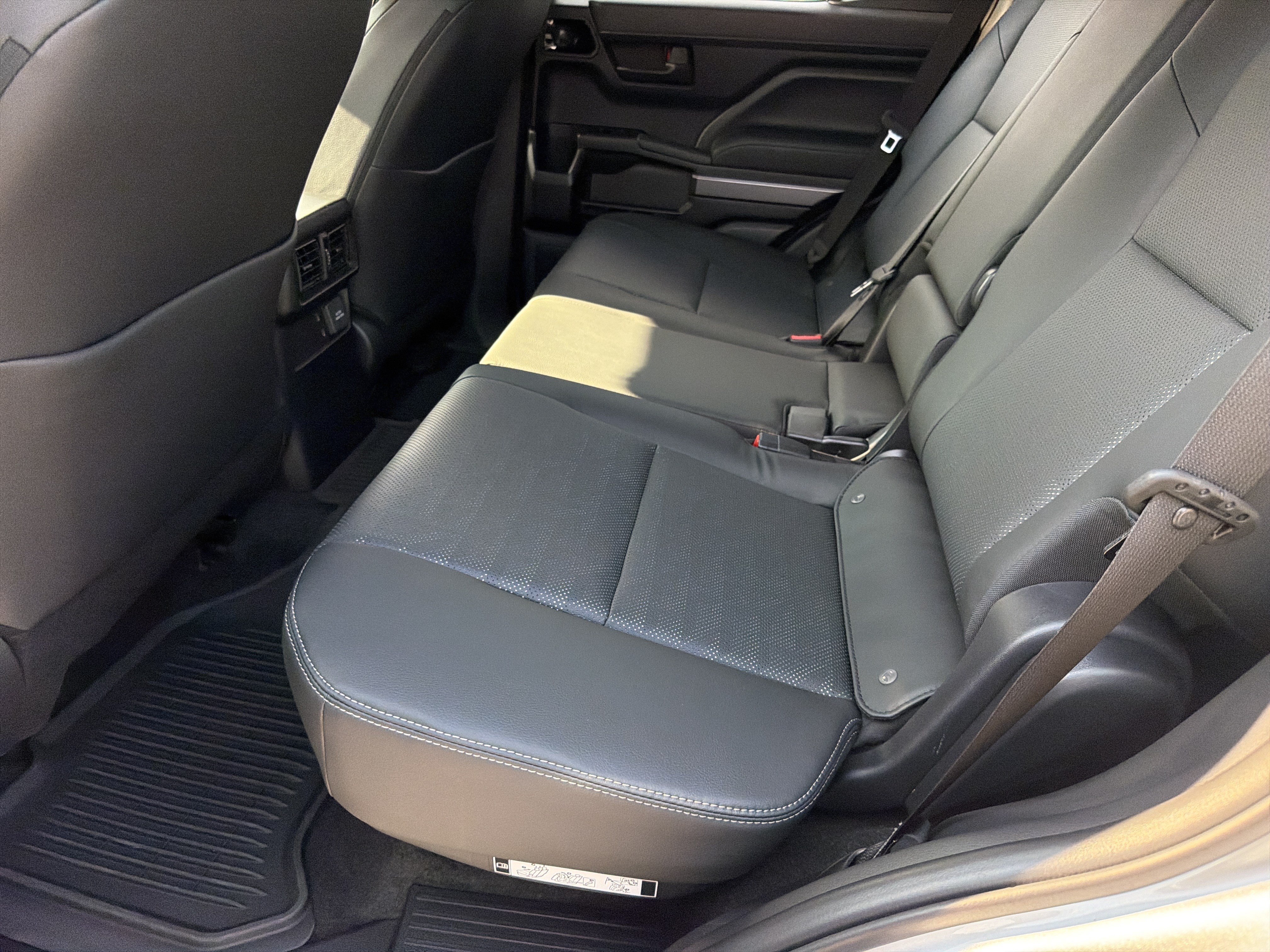 Certified 2026 Toyota 4Runner TRD Sport Premium AWD/4WD image 31