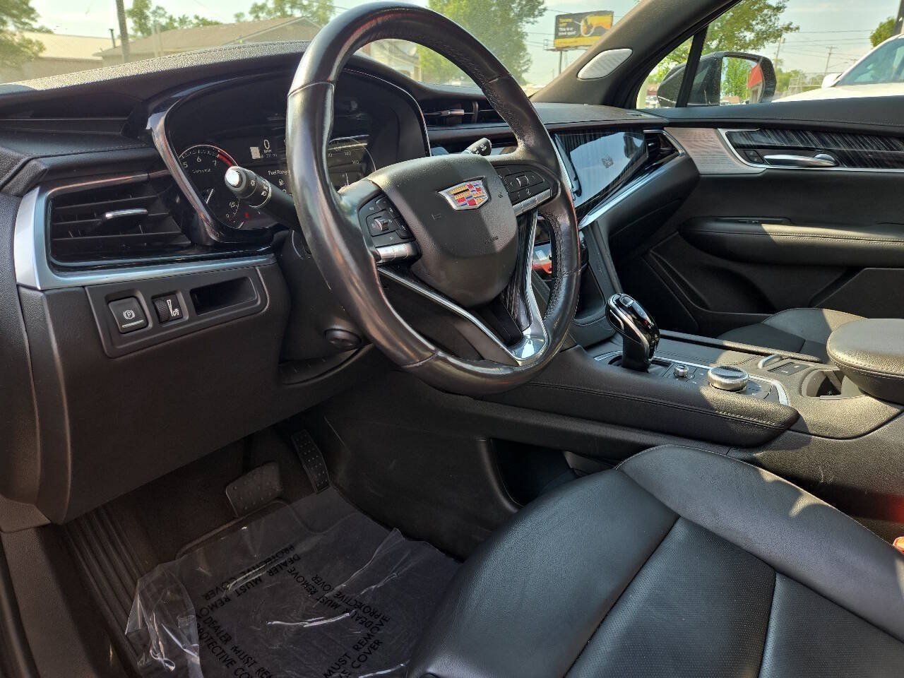 Used 2024 Cadillac XT6 Premium Luxury FWD image 10