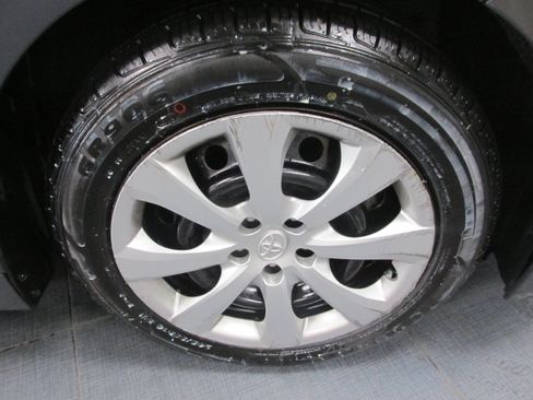 Used 2023 Toyota Corolla LE FWD image 15