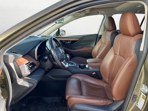 Used 2022 Subaru Outback Touring AWD/4WD image 10