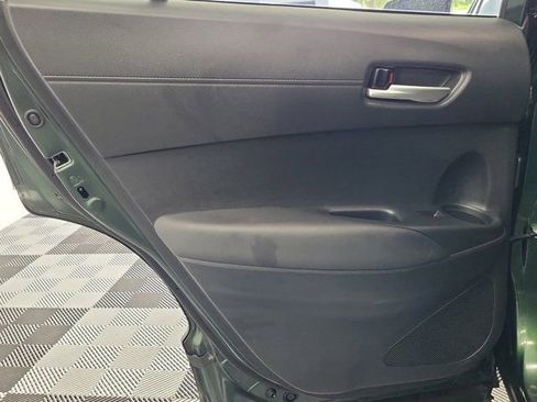 Used 2023 Toyota Corolla Cross XLE w/ Convenience Package FWD image 17