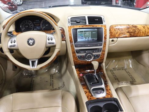 Used 2007 Jaguar XK Convertible RWD image 46