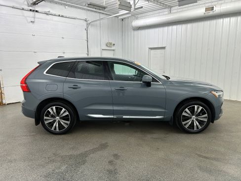 Used 2022 Volvo XC60 B5 Inscription w/ Climate Package AWD/4WD image 36
