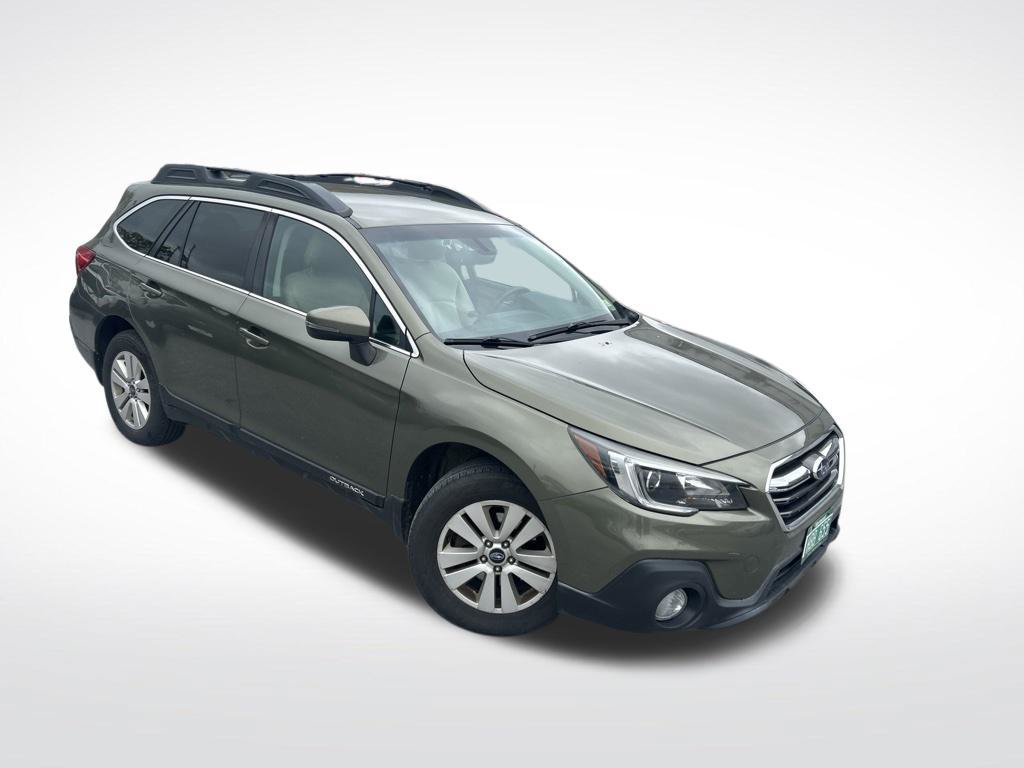 Used 2018 Subaru Outback 2.5i Premium AWD/4WD image 3
