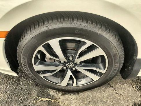 Used 2018 Honda Odyssey Elite image 10