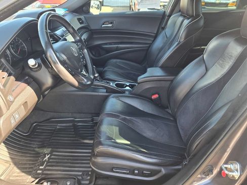 Used 2019 Acura ILX FWD image 11