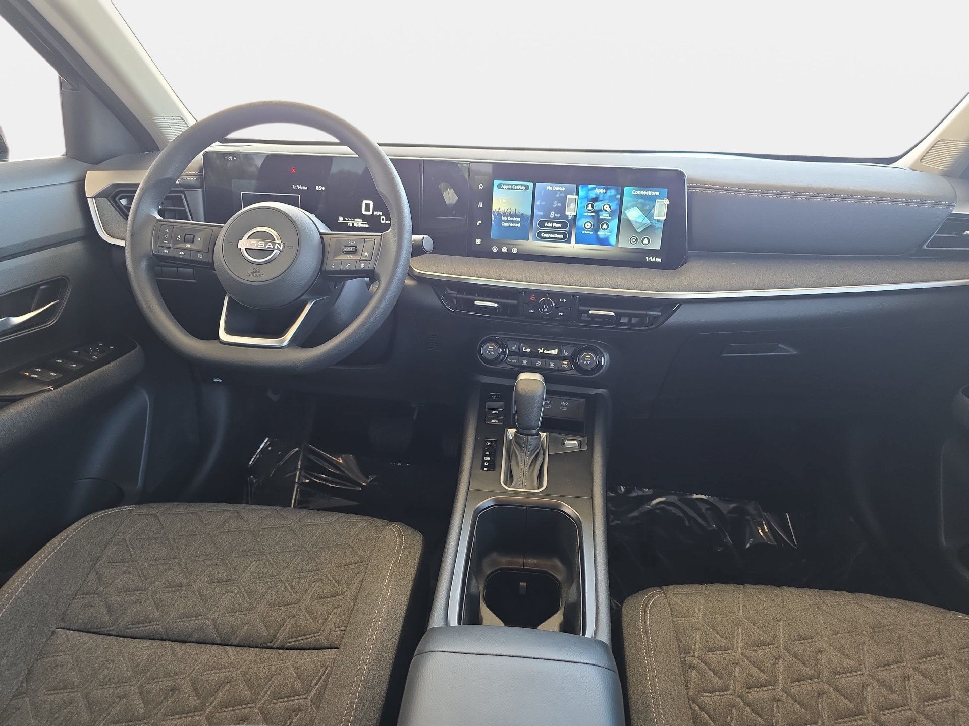 Used 2026 Nissan Kicks SV w/ SV Premium Package AWD/4WD image 9