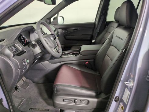 New 2026 Honda Ridgeline Black Edition image 9