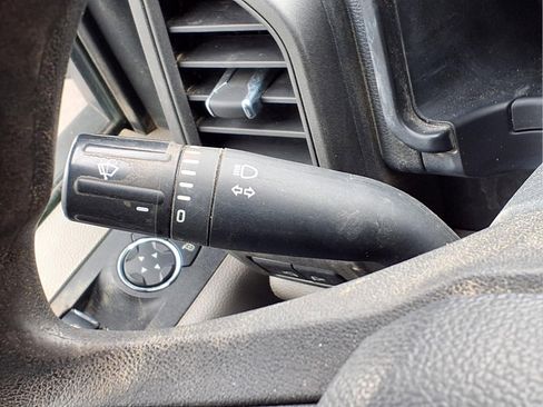 Used 2022 Ford F550 2WD Regular Cab Super Duty image 17