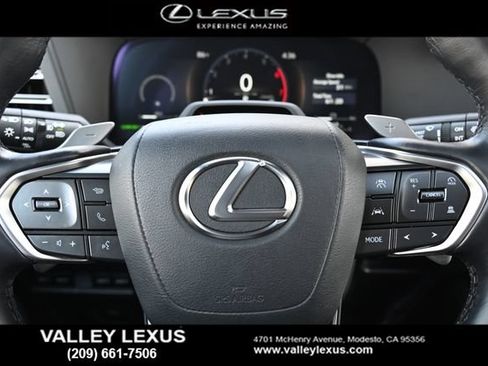 Used 2025 Lexus GX 550 AWD/4WD image 10