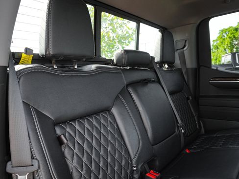 Used 2023 GMC Sierra 1500 Elevation w/ Preferred Package AWD/4WD image 31