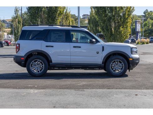 Used 2025 Ford Bronco Sport Big Bend w/ Convenience Package AWD/4WD image 2