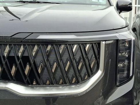 New 2026 Kia Carnival LXS image 4