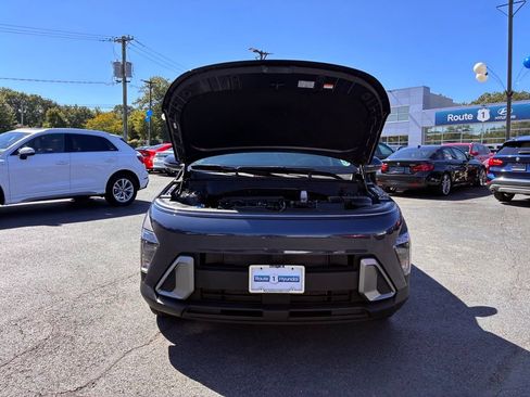 Used 2024 Hyundai Kona SEL w/ Convenience Package AWD/4WD image 10