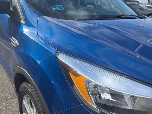 Used 2018 Ford Escape SE AWD/4WD image 2