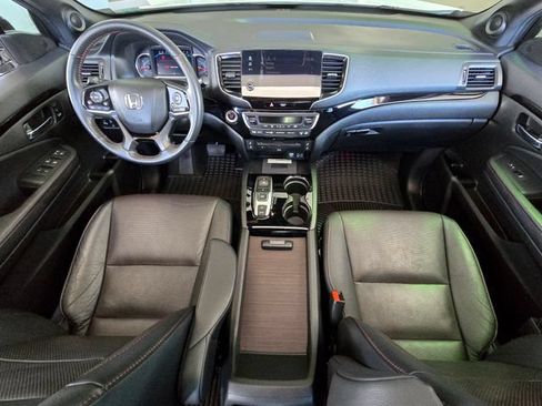 Used 2021 Honda Pilot Black Edition image 9
