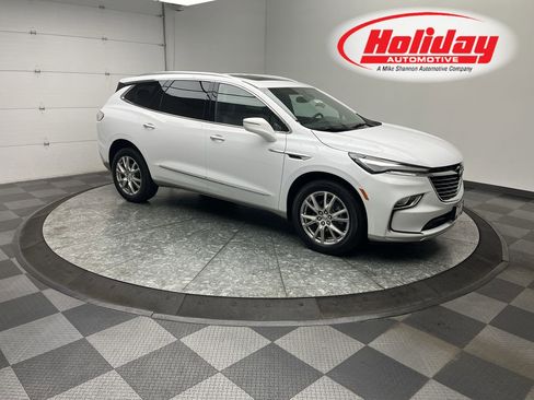 Certified 2024 Buick Enclave Essence w/ Experience Buick Package image 1