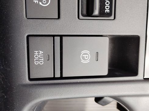 New 2026 Nissan Sentra SR w/ SR Premium Package FWD image 24