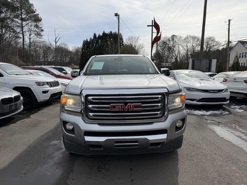 Used 2015 GMC Canyon SLT w/ Driver Alert Package image 2