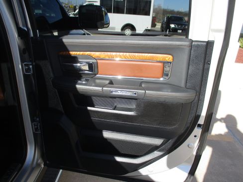Used 2014 RAM 1500 Laramie Longhorn w/ Convenience Group image 14