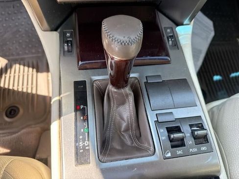 Used 2017 Lexus GX 460 Luxury image 16