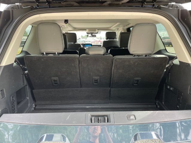 Used 2025 Ford Expedition Active AWD/4WD image 15