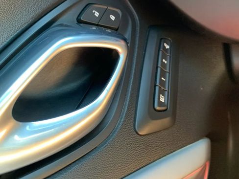 Used 2017 Chevrolet Camaro SS RWD image 27