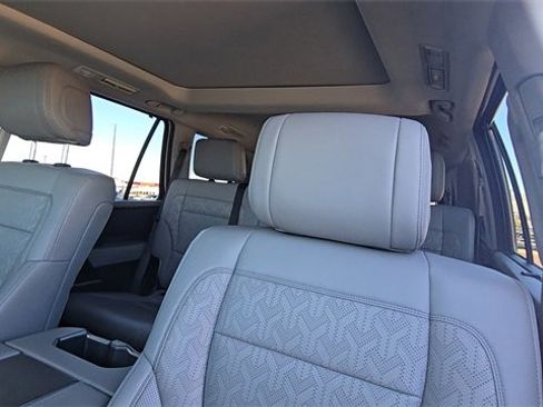 Used 2023 Toyota Sequoia Limited image 14