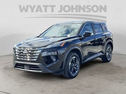 Used 2025 Nissan Rogue SV