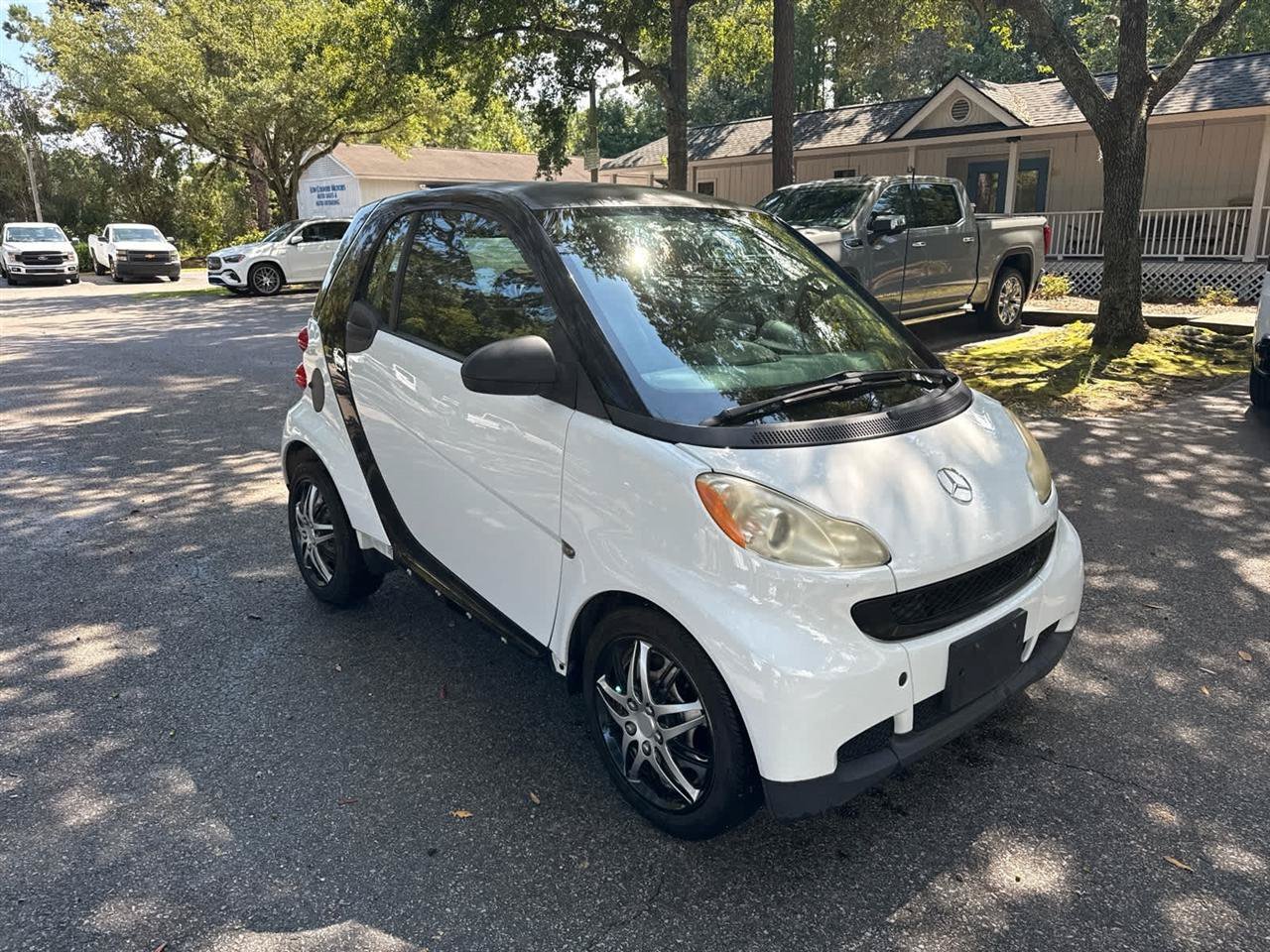 Used 2009 smart fortwo pure RWD image 7
