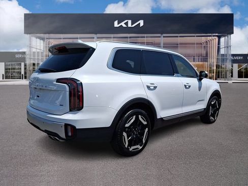 Used 2024 Kia Telluride EX AWD/4WD image 6