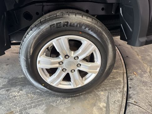 Used 2020 Ford Ranger XL w/ Equipment Group 101A Mid image 12