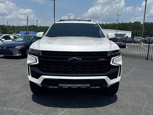 Used 2023 Chevrolet Suburban Z71 w/ Z71 Off-Road Package AWD/4WD image 3