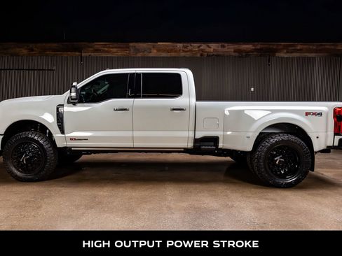 Used 2026 Ford F350 Platinum w/ Platinum Plus Package image 6