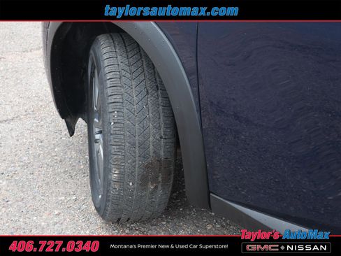 Used 2024 Nissan Pathfinder SV image 36