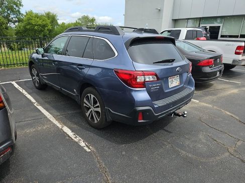 Used 2018 Subaru Outback 2.5i Limited AWD/4WD image 6