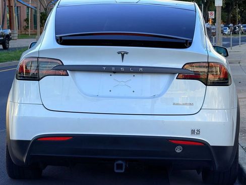Used 2019 Tesla Model X Performance image 4