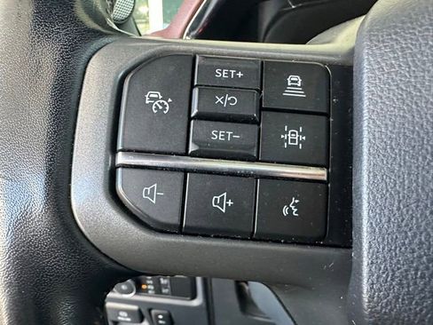 Used 2022 Ford F150 Lariat w/ Equipment Group 502A High image 17