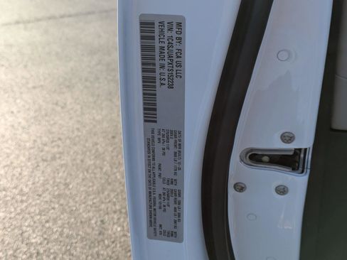 New 2026 Jeep Grand Wagoneer 2WD image 31