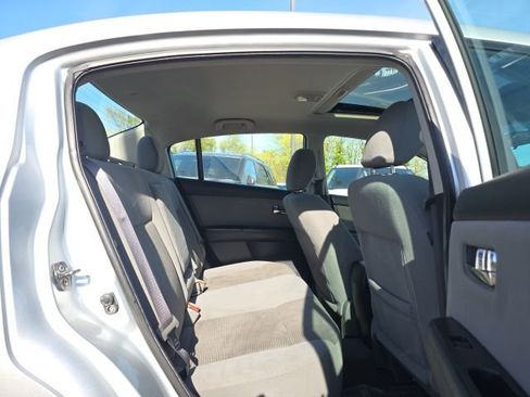 Used 2012 Nissan Sentra 2.0 SR w/ Special Edition Pkg image 20