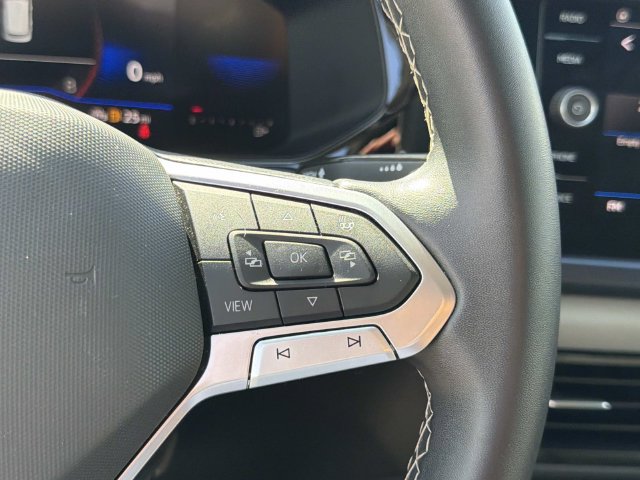 Certified 2023 Volkswagen Taos SE w/ Panoramic Sunroof Package FWD image 18