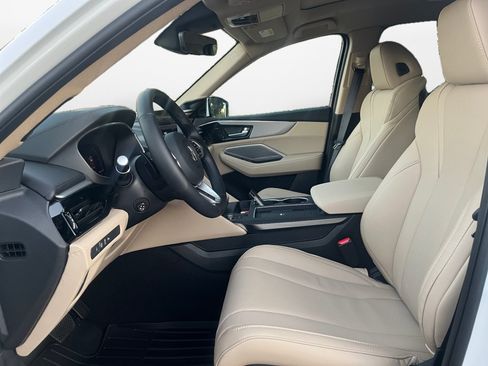 Certified 2026 Acura MDX FWD w/ Technology Package image 9