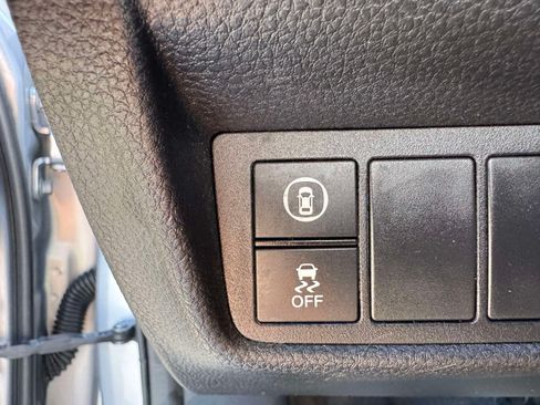 Used 2022 Honda Accord LX image 24