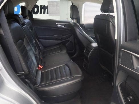 Used 2020 Ford Edge SEL w/ Convenience Package AWD/4WD image 18