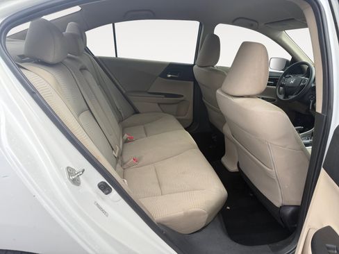 Used 2016 Honda Accord LX image 18