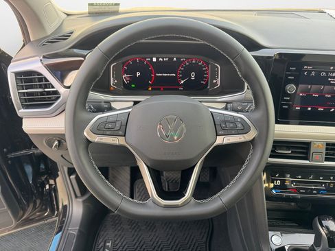 New 2026 Volkswagen Taos SEL image 10