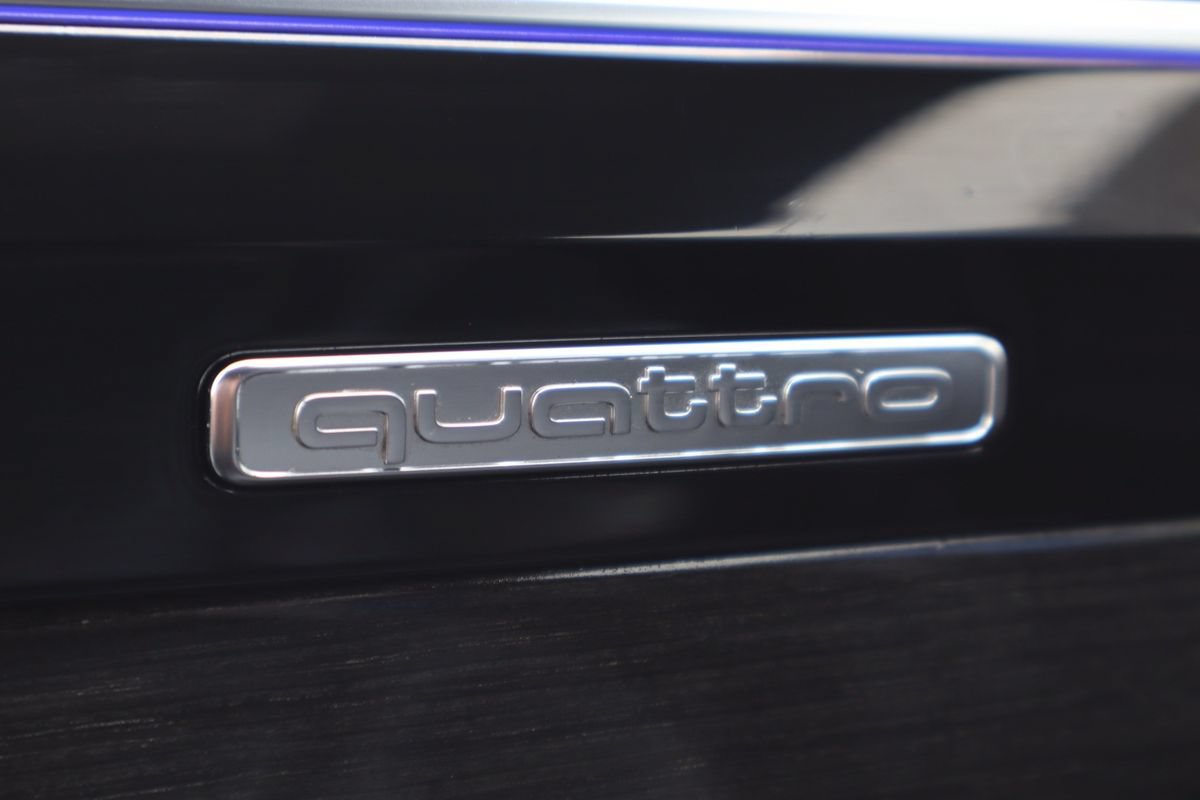 Used 2019 Audi Q7 3.0T Prestige w/ Prestige Package AWD/4WD image 23