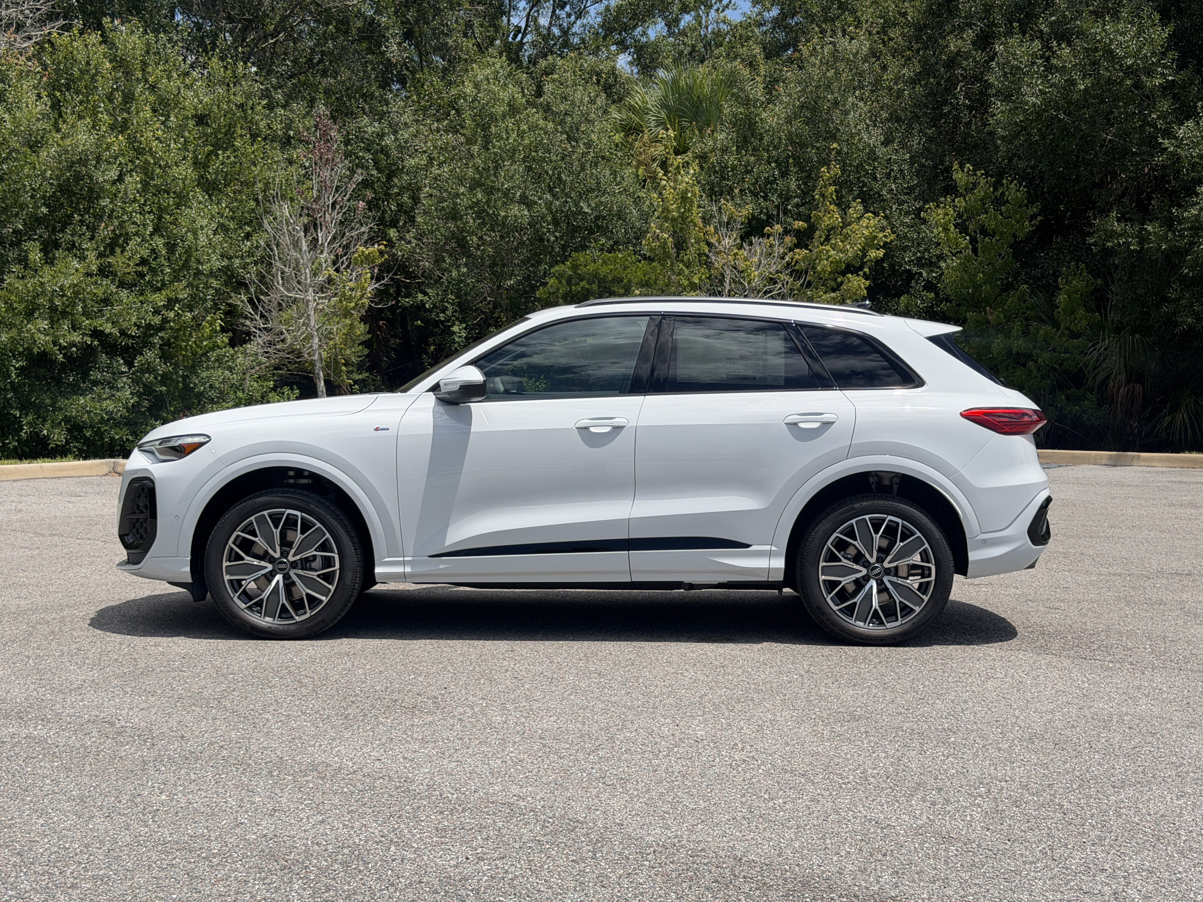 New 2026 Audi Q5 Premium AWD/4WD image 4