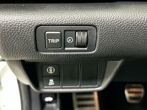 Used 2019 Honda Accord Sport image 17