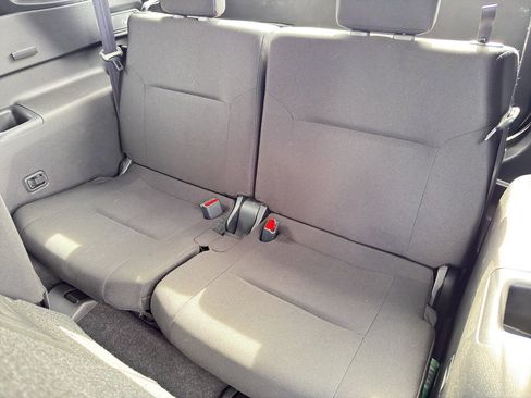 Used 2025 Mitsubishi Outlander ES image 24